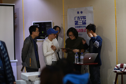 4. 孙涛老师为学生团队现场指导_副本.jpg