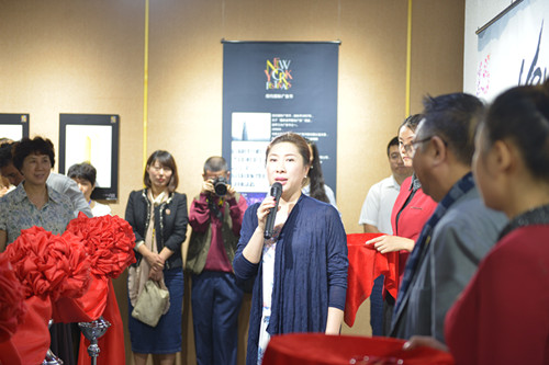刘欣副校长为2015纽约展开幕式致辞_副本.jpg
